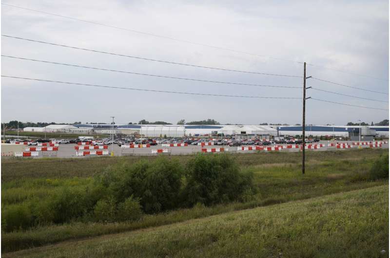Artificial intelligence technology behind ChatGPT was built in Iowa -- with a lot of water